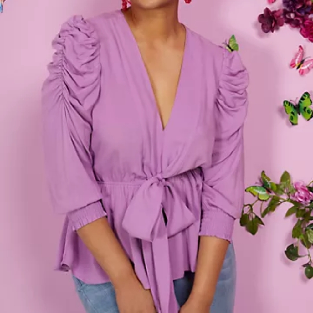 NY&Co top